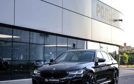 BMW 5 серия, 2021 год, 5 990 000 рублей, 1 фотография