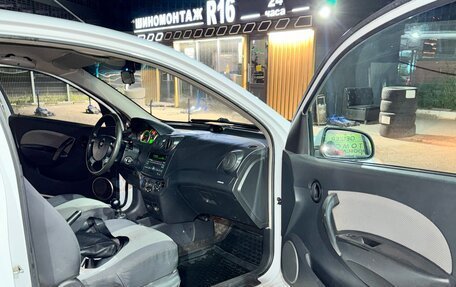 Chevrolet Aveo III, 2011 год, 495 577 рублей, 7 фотография