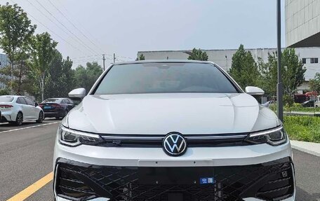 Volkswagen Golf VIII, 2025 год, 3 000 000 рублей, 2 фотография