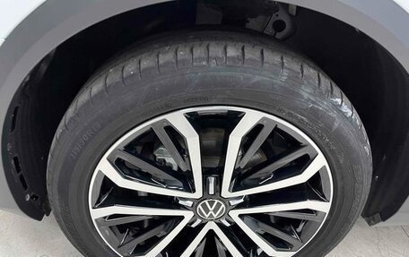 Volkswagen T-Roc I, 2022 год, 2 180 000 рублей, 8 фотография