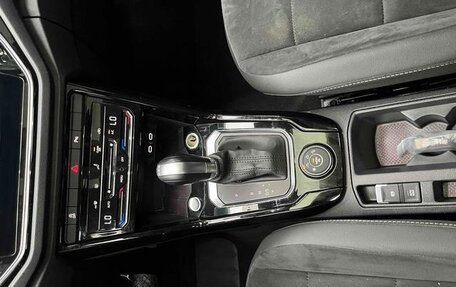 Volkswagen T-Roc I, 2022 год, 2 180 000 рублей, 20 фотография