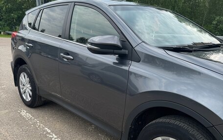 Toyota RAV4, 2015 год, 2 000 000 рублей, 3 фотография