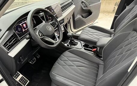 Volkswagen Tiguan II, 2022 год, 2 350 777 рублей, 7 фотография