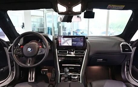 BMW 8 серия, 2022 год, 9 200 000 рублей, 8 фотография