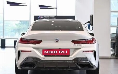 BMW 8 серия, 2022 год, 9 200 000 рублей, 4 фотография