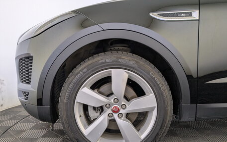 Jaguar E-Pace, 2018 год, 2 950 000 рублей, 13 фотография