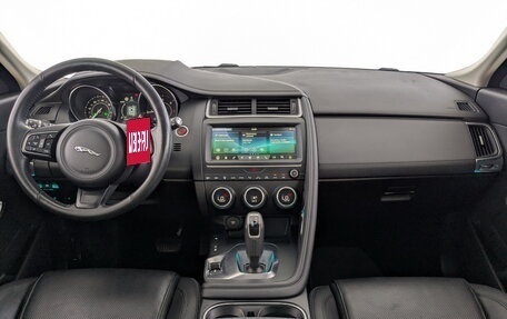Jaguar E-Pace, 2018 год, 2 950 000 рублей, 23 фотография