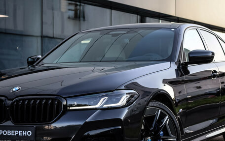 BMW 5 серия, 2021 год, 5 990 000 рублей, 2 фотография