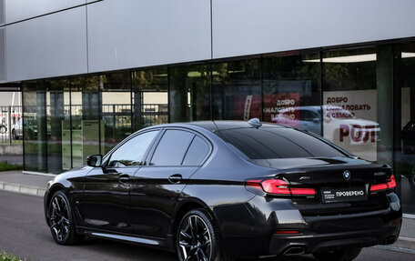 BMW 5 серия, 2021 год, 5 990 000 рублей, 7 фотография