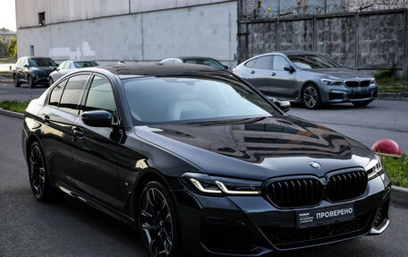 BMW 5 серия, 2021 год, 5 990 000 рублей, 4 фотография