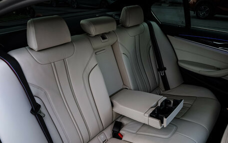 BMW 5 серия, 2021 год, 5 990 000 рублей, 18 фотография