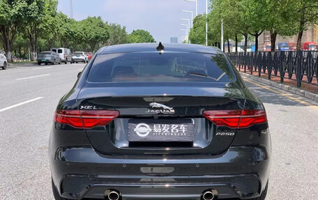Jaguar XE I рестайлинг, 2022 год, 2 733 000 рублей, 5 фотография