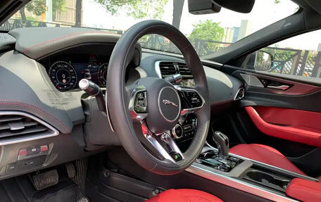 Jaguar XE I рестайлинг, 2022 год, 2 733 000 рублей, 11 фотография