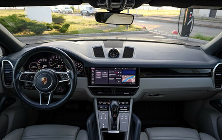 Porsche Cayenne III, 2020 год, 8 999 000 рублей, 13 фотография