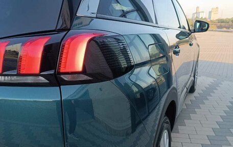 Peugeot 5008 II, 2018 год, 1 950 000 рублей, 2 фотография