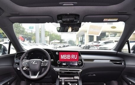 Lexus RX IV рестайлинг, 2025 год, 6 850 000 рублей, 16 фотография