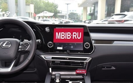 Lexus RX IV рестайлинг, 2025 год, 6 850 000 рублей, 15 фотография