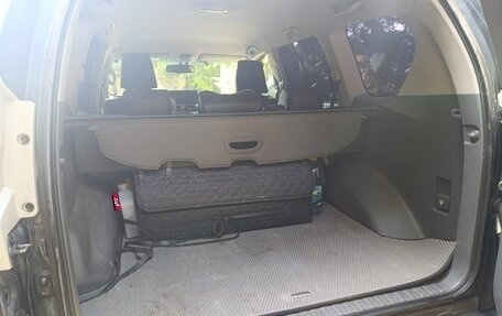 Toyota Land Cruiser Prado 150 рестайлинг 2, 2010 год, 3 000 000 рублей, 13 фотография