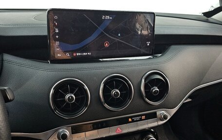 KIA Stinger I, 2021 год, 2 117 000 рублей, 10 фотография