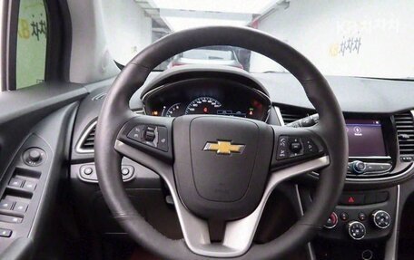 Chevrolet Trax, 2021 год, 1 159 000 рублей, 5 фотография