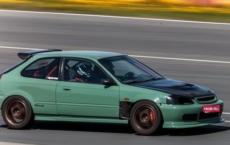 Honda Civic VII, 2000 год, 950 000 рублей, 1 фотография
