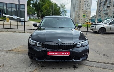 BMW 3 серия, 2020 год, 3 300 000 рублей, 2 фотография
