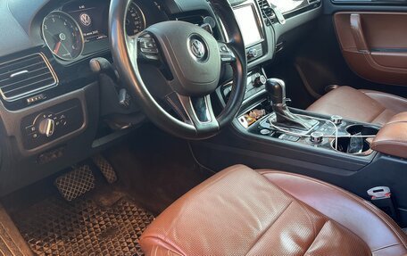 Volkswagen Touareg III, 2014 год, 2 390 000 рублей, 5 фотография