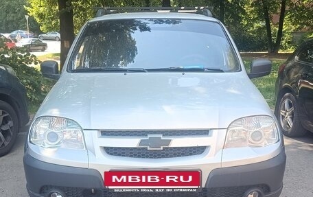 Chevrolet Niva I рестайлинг, 2012 год, 490 000 рублей, 2 фотография