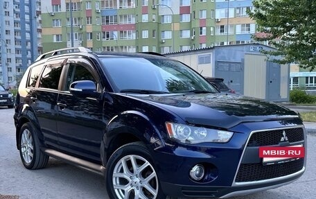 Mitsubishi Outlander III рестайлинг 3, 2013 год, 1 340 000 рублей, 3 фотография