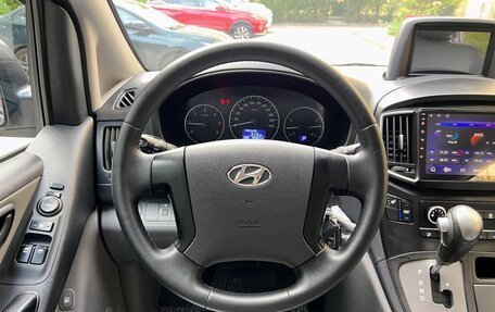 Hyundai Grand Starex Grand Starex I рестайлинг 2, 2018 год, 2 990 000 рублей, 20 фотография