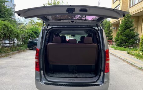 Hyundai Grand Starex Grand Starex I рестайлинг 2, 2018 год, 2 990 000 рублей, 26 фотография