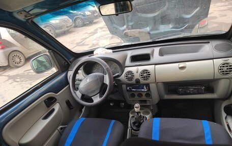 Renault Kangoo II рестайлинг, 2005 год, 300 000 рублей, 11 фотография