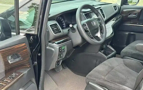 Honda Odyssey IV, 2021 год, 1 860 000 рублей, 6 фотография