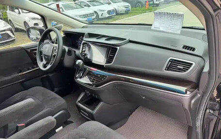 Honda Odyssey IV, 2021 год, 1 860 000 рублей, 16 фотография