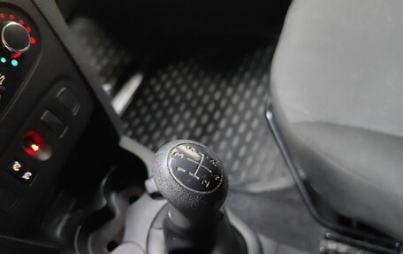 Renault Sandero II рестайлинг, 2019 год, 899 000 рублей, 17 фотография