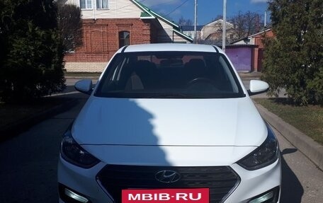 Hyundai Solaris II рестайлинг, 2019 год, 1 200 000 рублей, 2 фотография