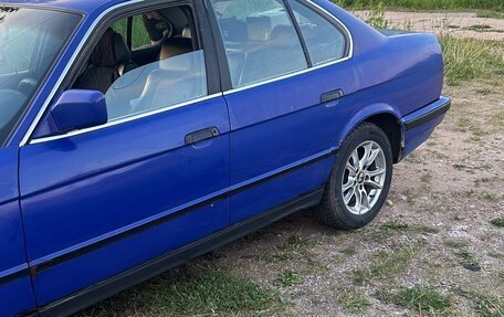 BMW 5 серия, 1990 год, 375 000 рублей, 3 фотография