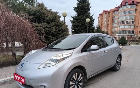 Nissan Leaf I, 2013 год, 750 000 рублей, 4 фотография