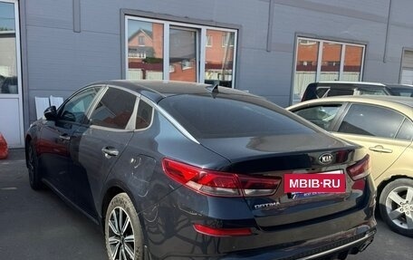 KIA Optima IV, 2019 год, 1 900 000 рублей, 2 фотография