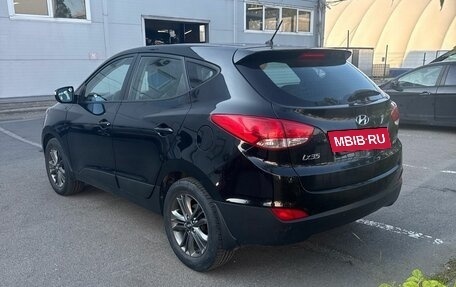 Hyundai ix35 I рестайлинг, 2013 год, 1 530 000 рублей, 4 фотография