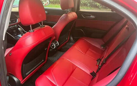 Alfa Romeo Giulia II, 2021 год, 2 650 000 рублей, 6 фотография