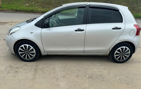 Toyota Yaris III рестайлинг, 2008 год, 450 000 рублей, 11 фотография