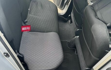 Toyota Yaris III рестайлинг, 2008 год, 450 000 рублей, 7 фотография