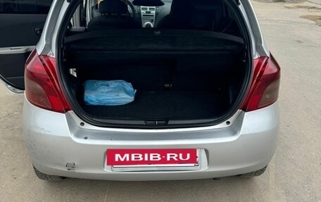 Toyota Yaris III рестайлинг, 2008 год, 450 000 рублей, 10 фотография