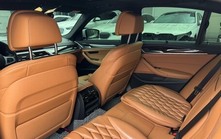 BMW 5 серия, 2022 год, 3 899 000 рублей, 6 фотография