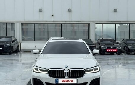 BMW 5 серия, 2022 год, 3 899 000 рублей, 2 фотография