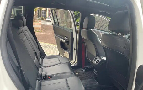 Mercedes-Benz GLB, 2021 год, 2 200 690 рублей, 10 фотография
