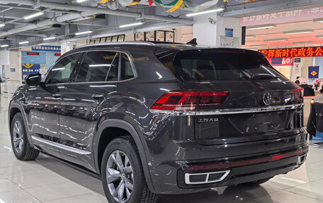 Volkswagen Teramont I, 2022 год, 3 202 000 рублей, 2 фотография