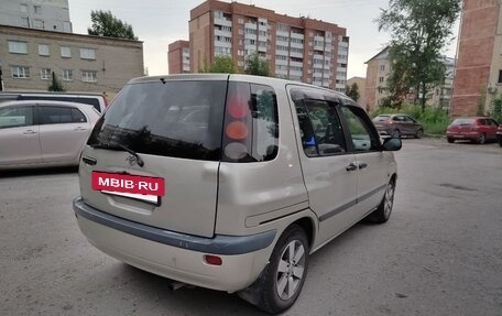 Toyota Raum I, 1998 год, 320 000 рублей, 4 фотография