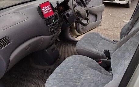 Toyota Raum I, 1998 год, 320 000 рублей, 6 фотография